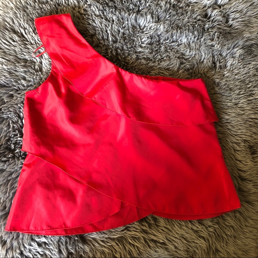 NWT Zara Asymmetrical Red Tulip One Shoulder Blous